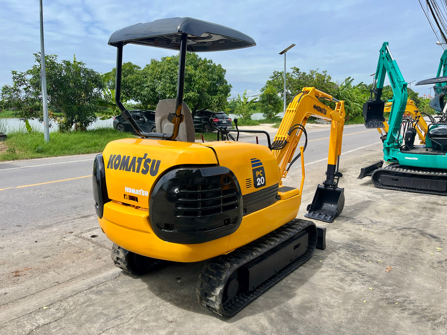 Komatsu PC20R-8