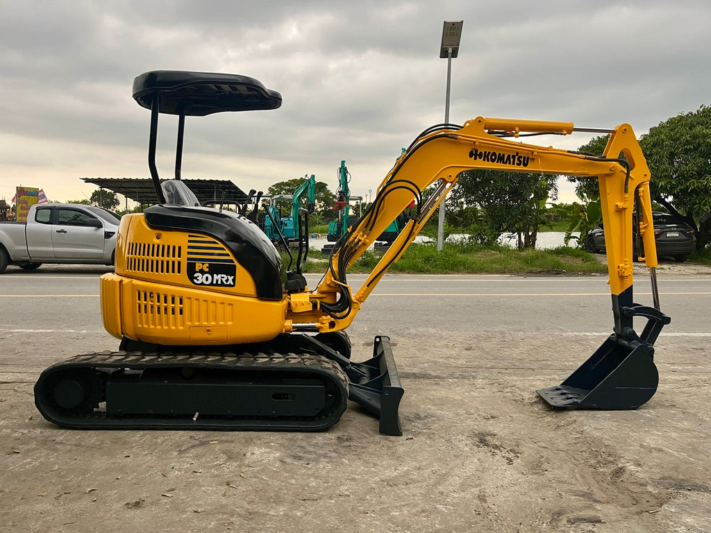 Komatsu PC30MR-1
