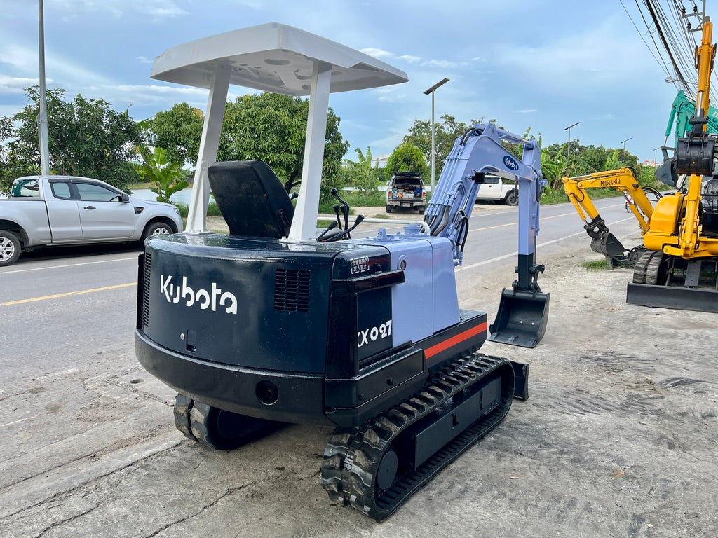 Kubota KX-027