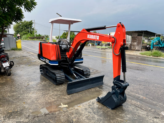 Kubota KH-026