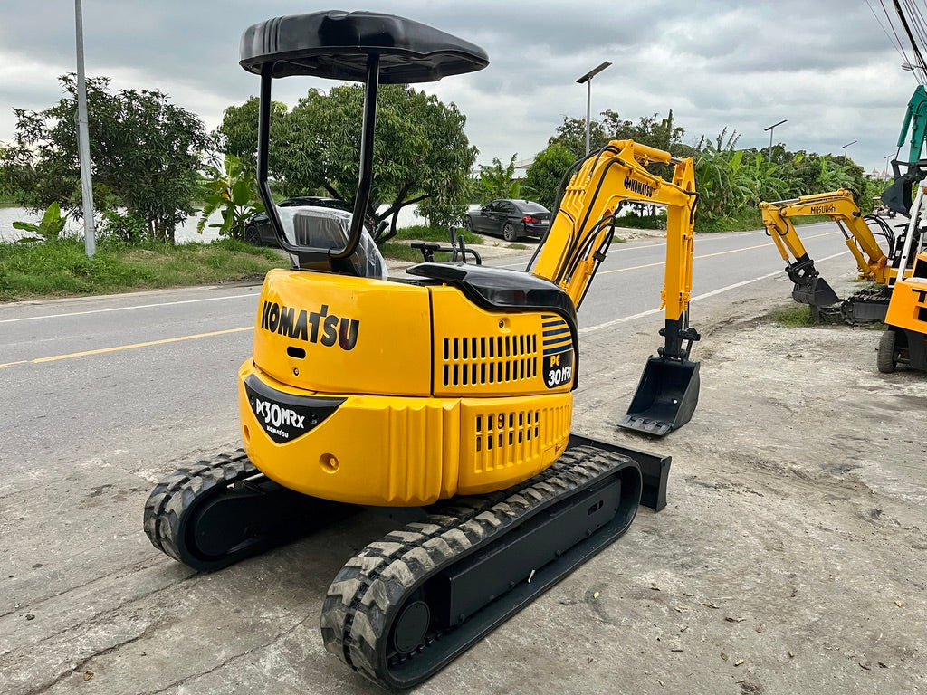 Komatsu PC30MR-1