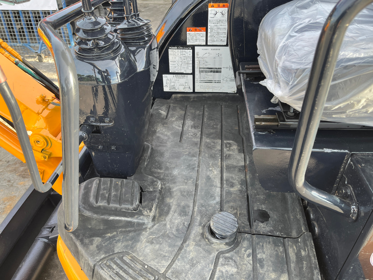 Komatsu PC20MR-1