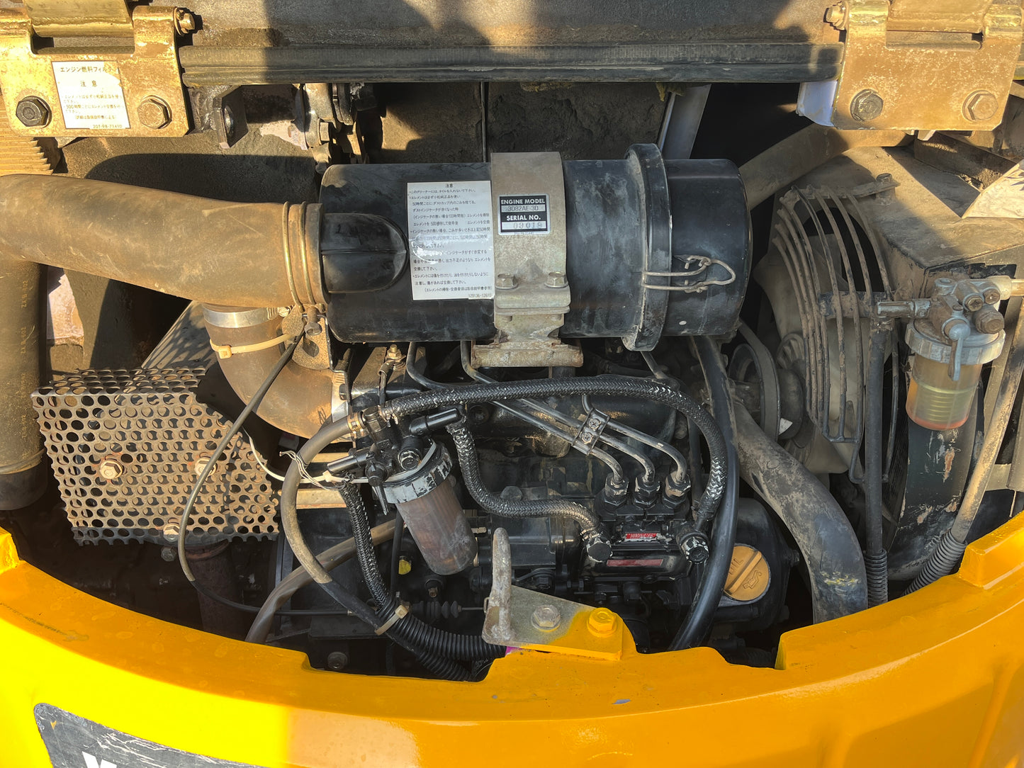 Komatsu PC28UU-2E