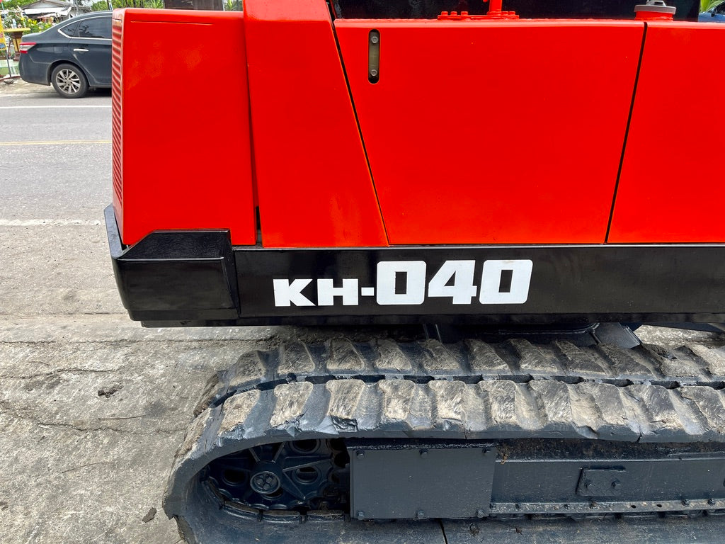 Kubota KH-040