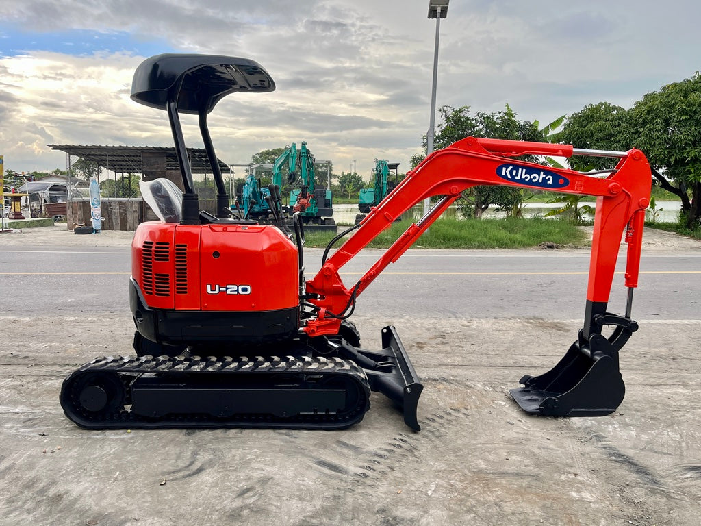 Kubota U-20