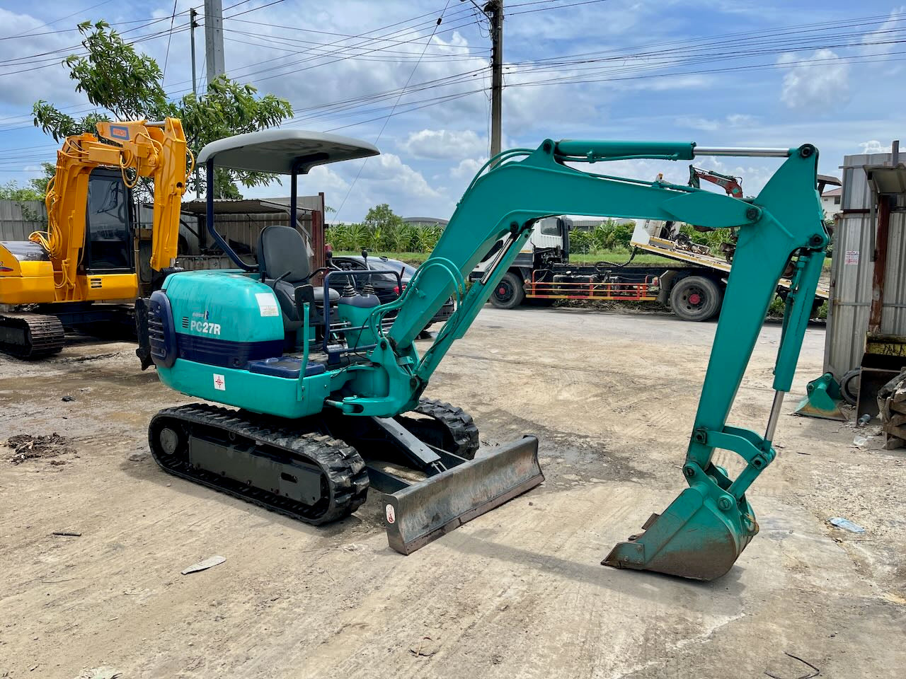 Komatsu PC27R-8