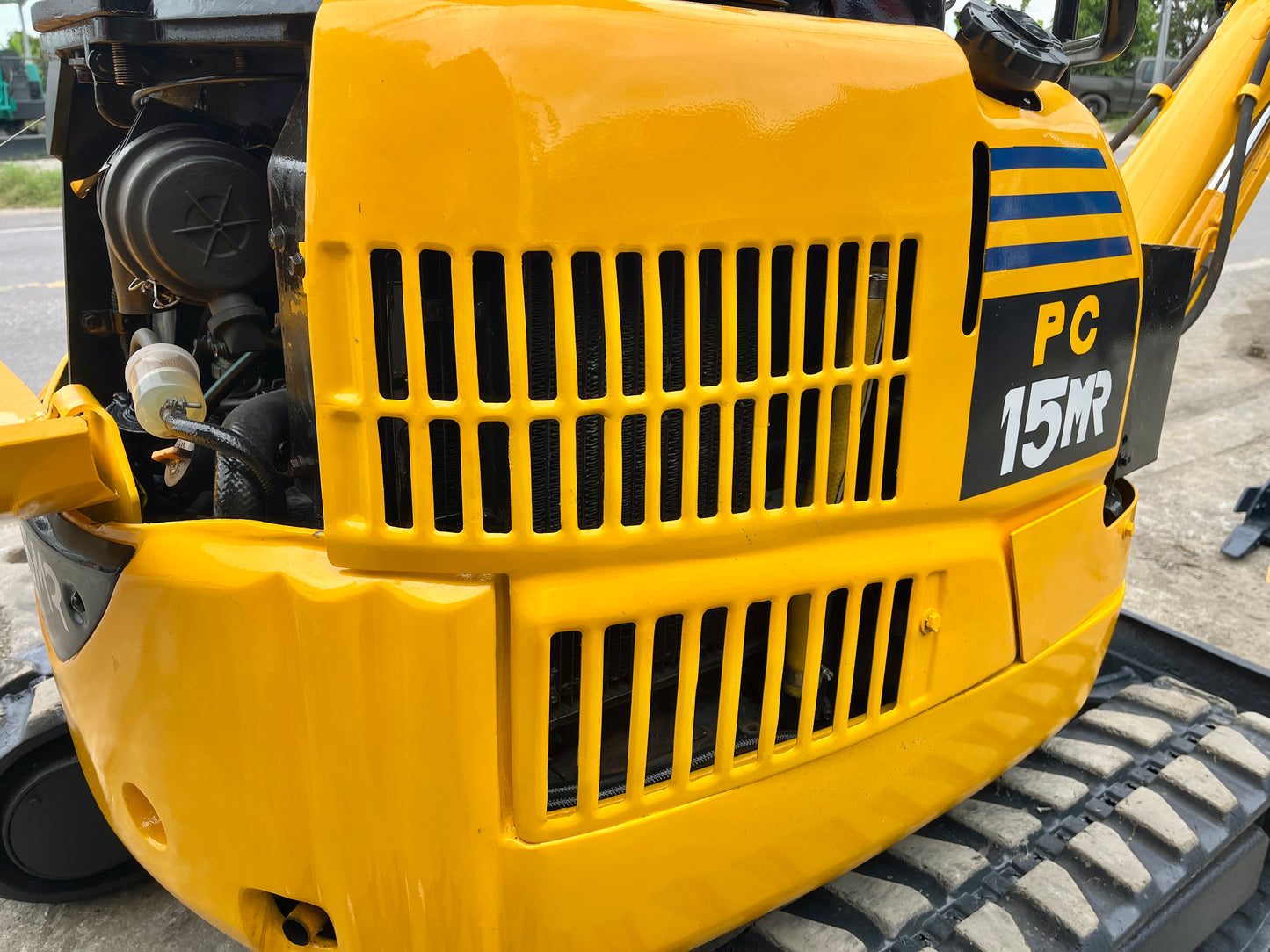 Komatsu PC15MR-1