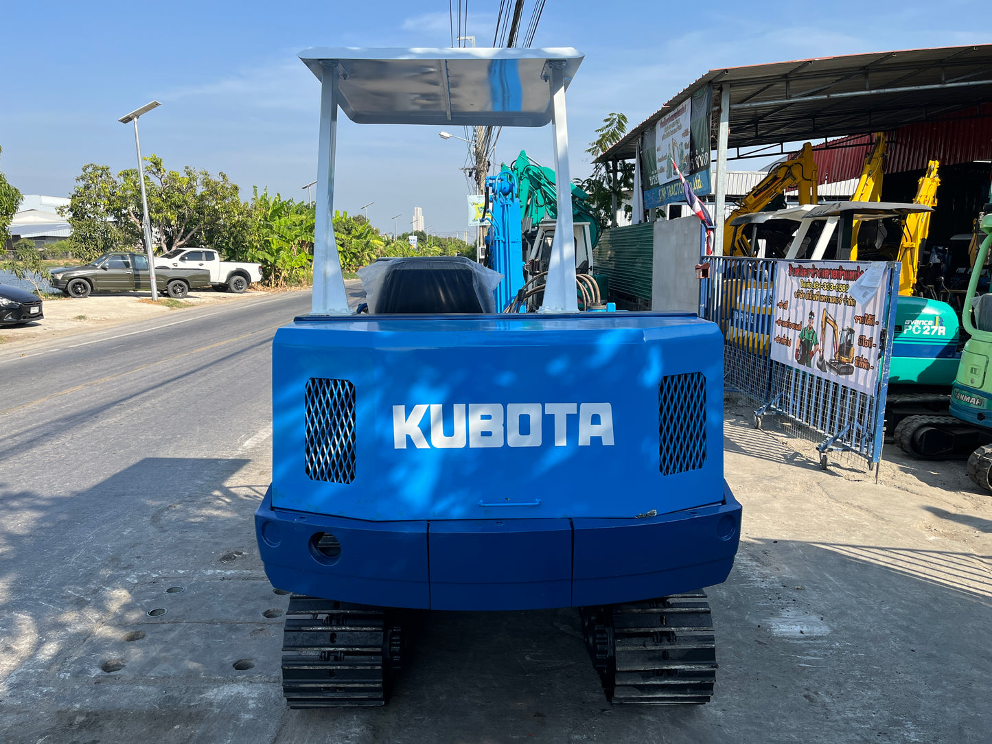 Kubota KH-030