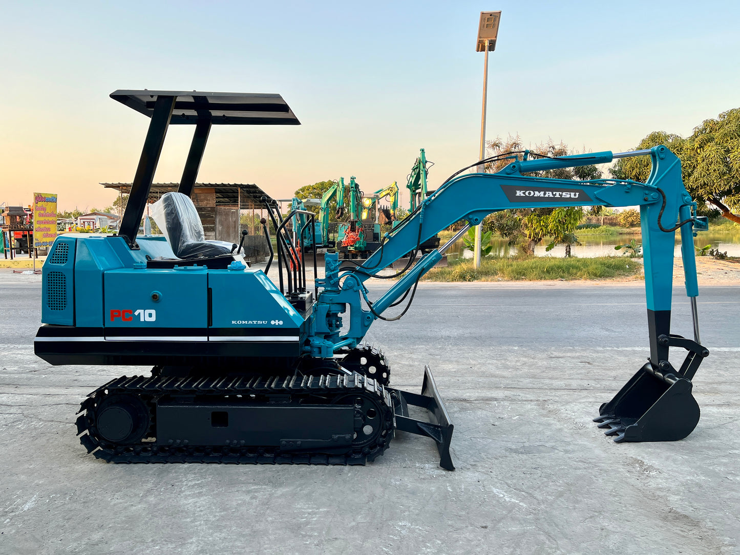 Komatsu PC10-5