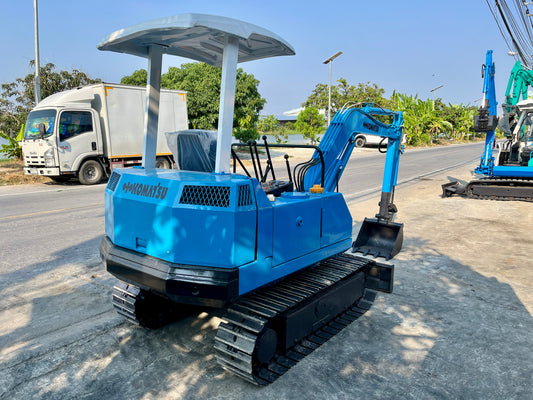 Komatsu PC15