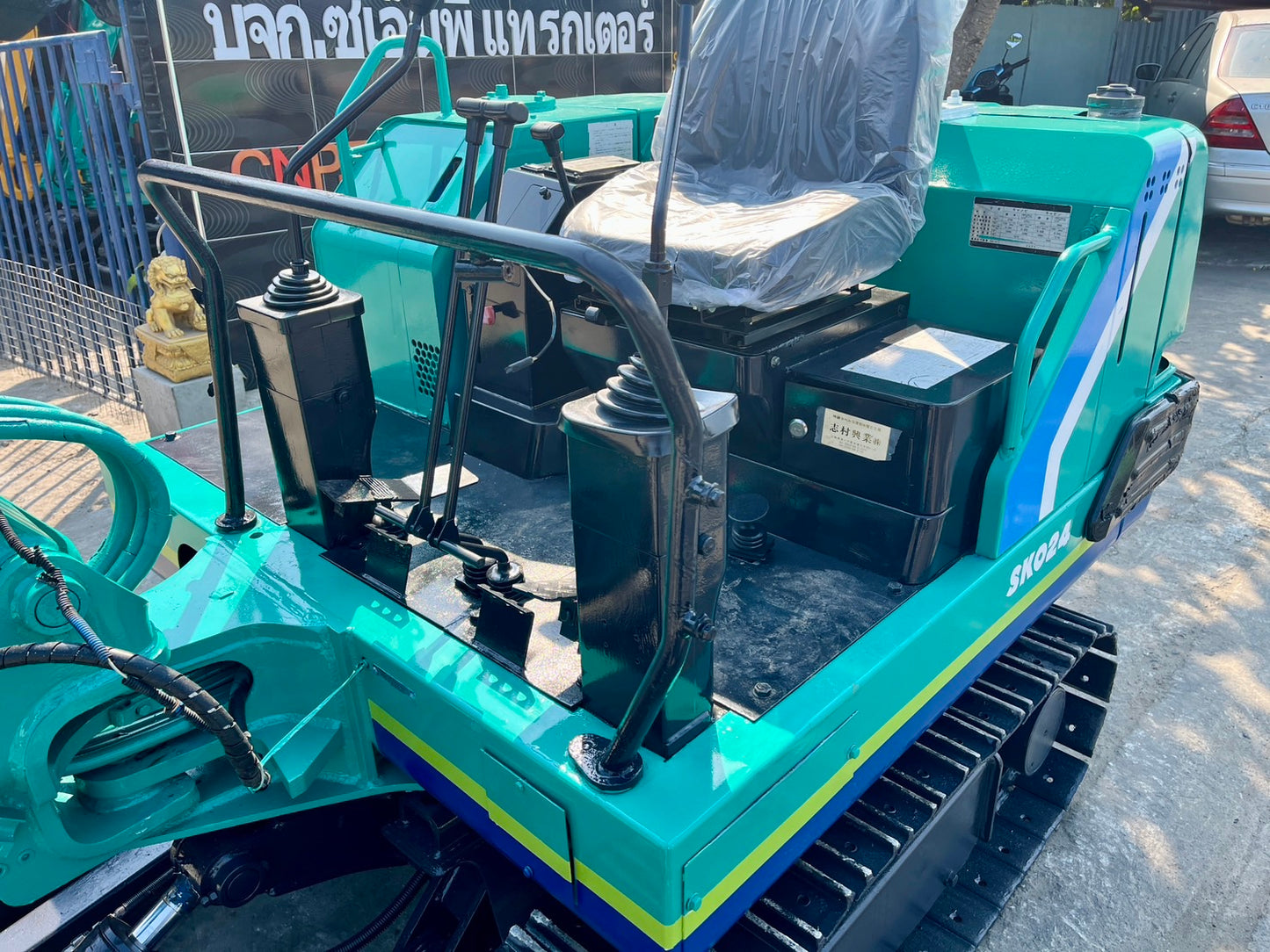 Kobelco SK024