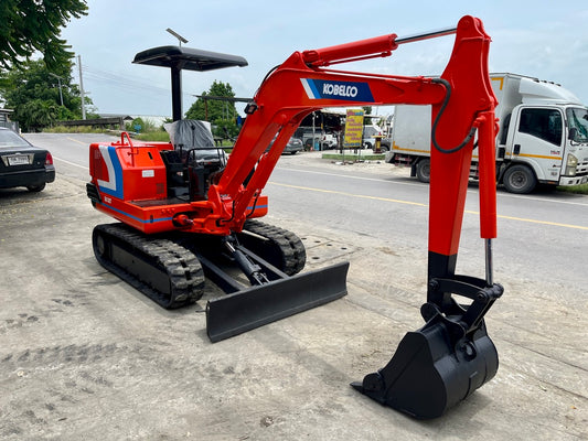 Kobelco SK027