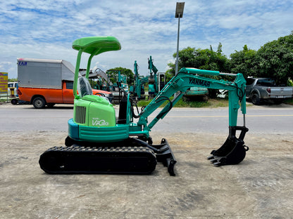 รถขุด Yanmar VIO20-2 ภาพด้านข้างเต็มคัน