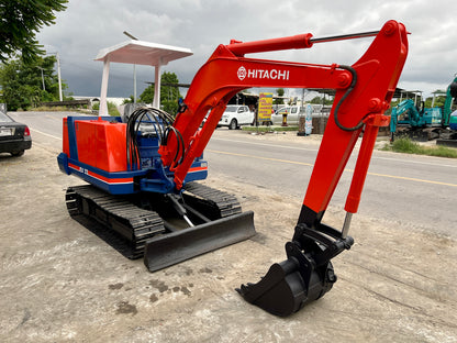 Hitachi EX33