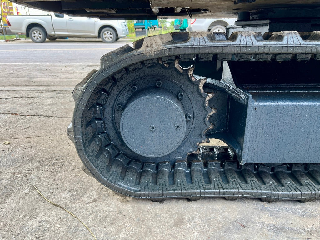 Kubota KX-027