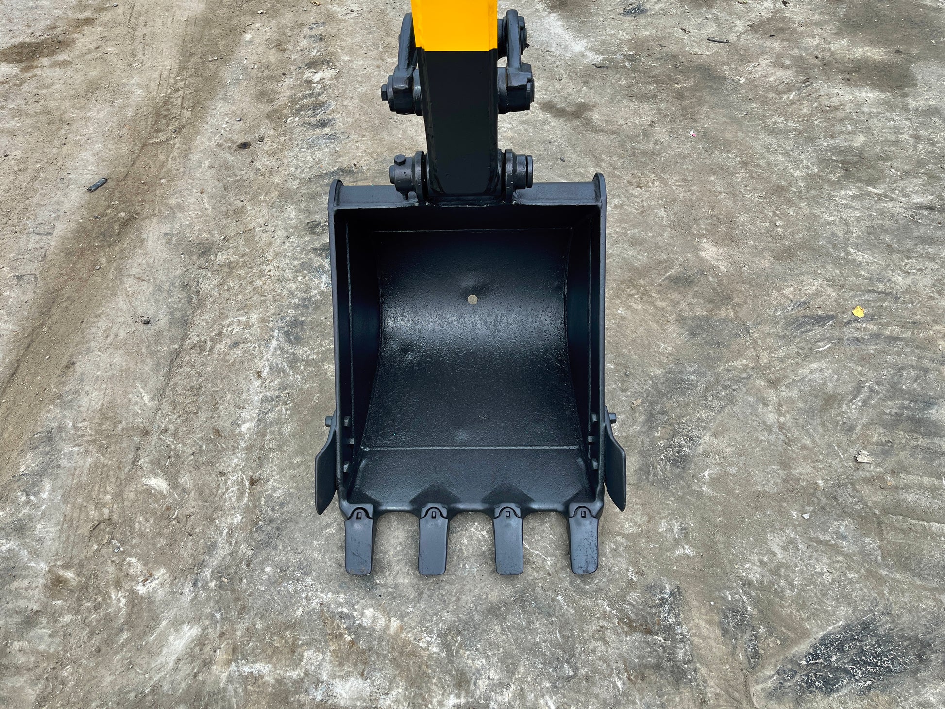 บุ้งกี๋ Komatsu PC35MR-1