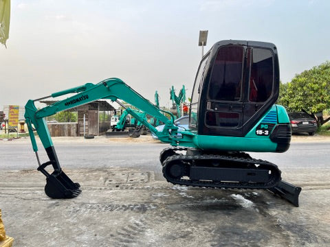 Komatsu PC15-3