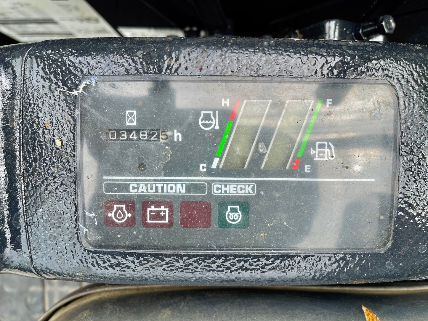 มิเตอร์ชั่วโมง Komatsu PC35MR-1 — 3,482.5 ชั่วโมง