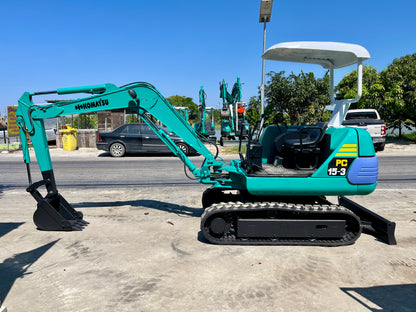 Komatsu PC15-3