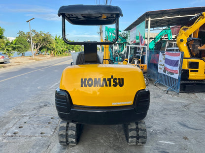 Komatsu PC15-3