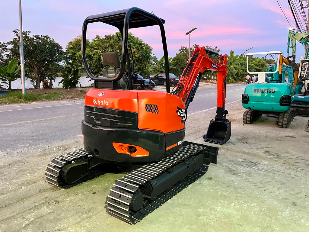 Kubota U30-5