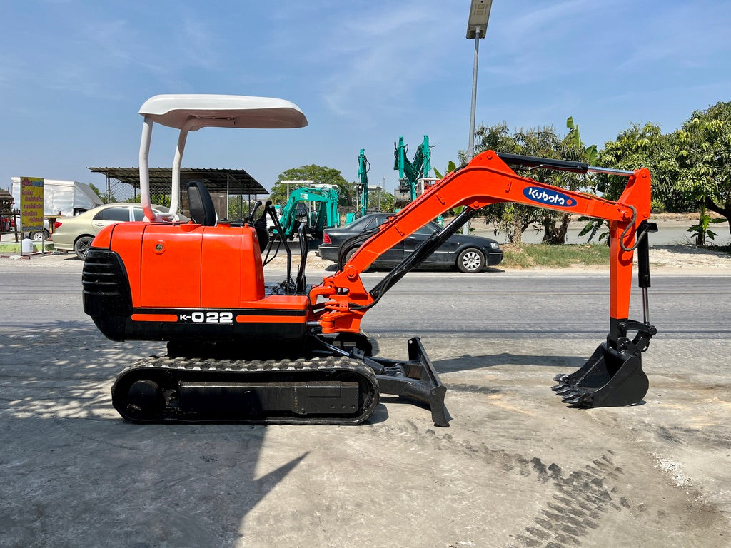 Kubota K-022