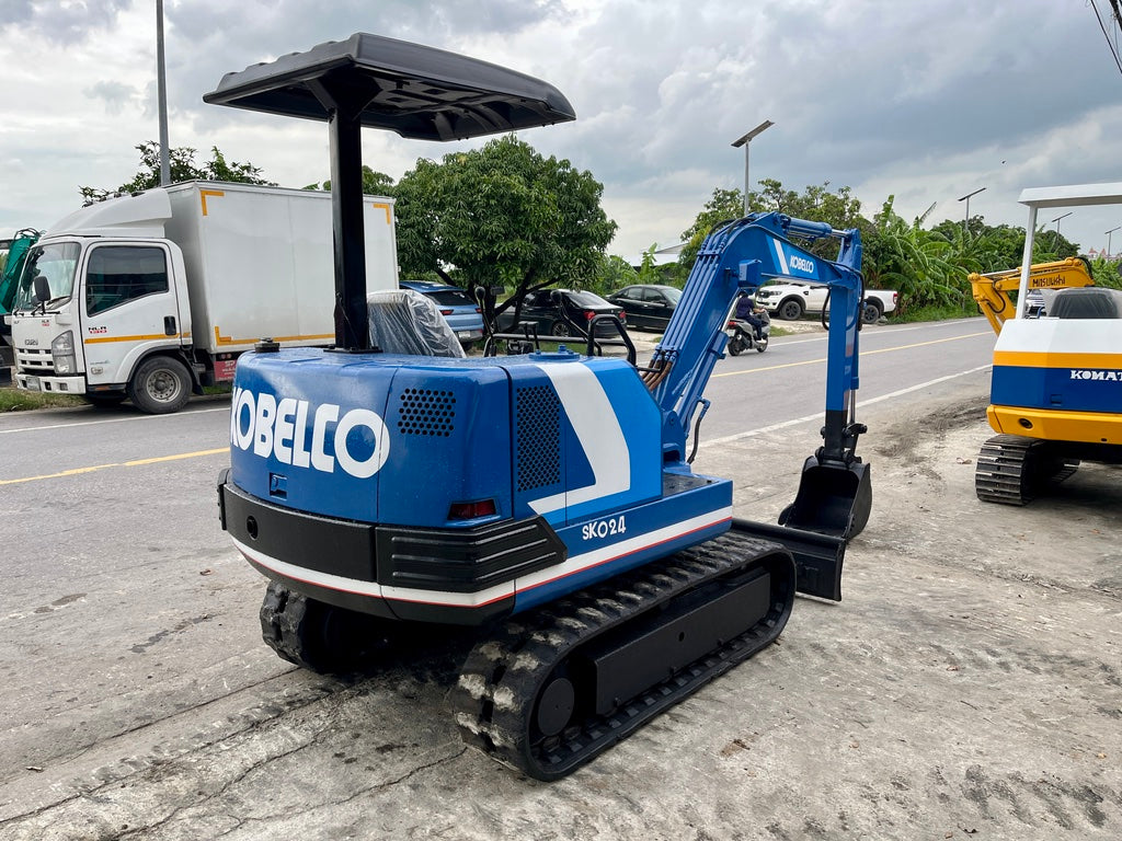 Kobelco SK-024