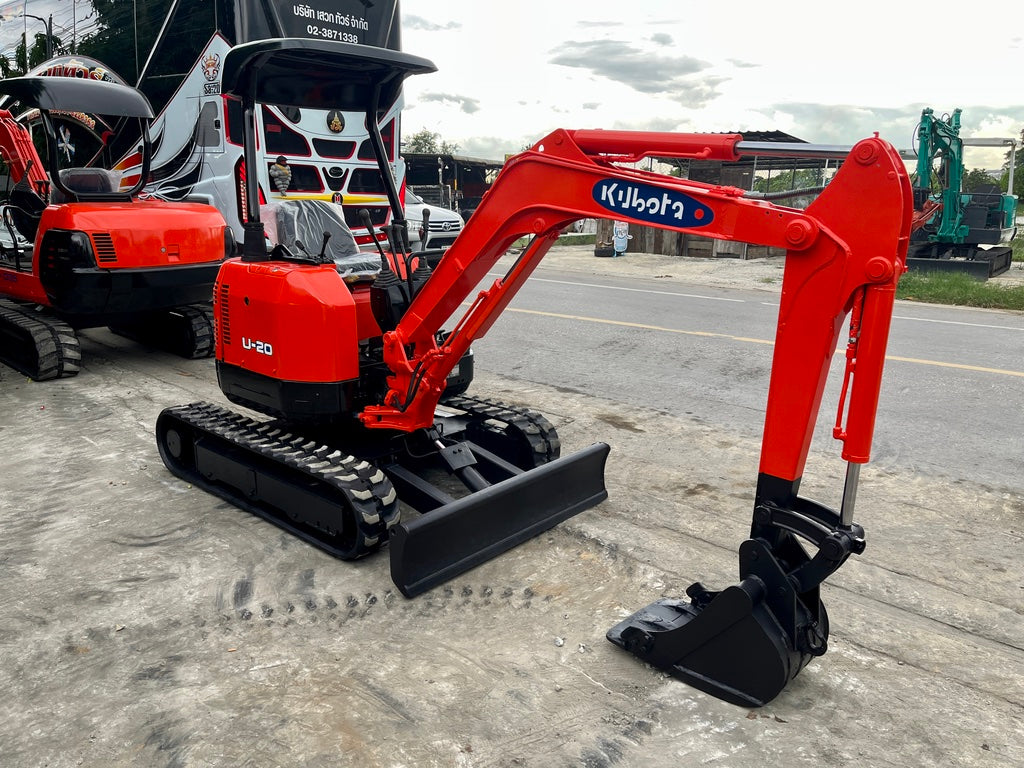 Kubota U-20