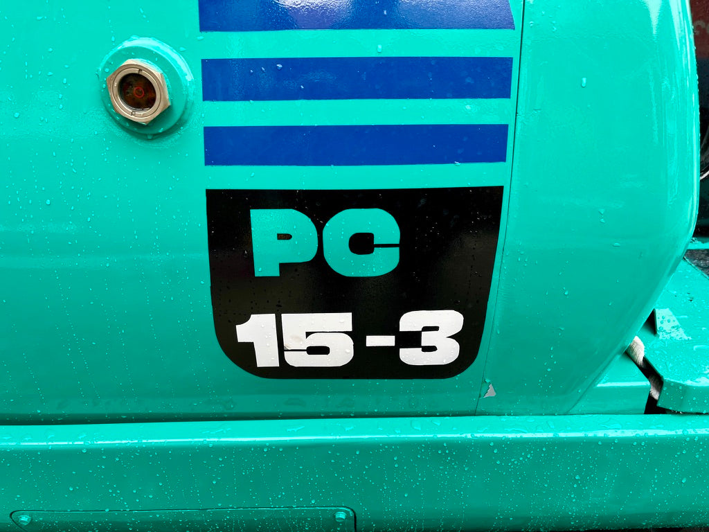 Komatsu PC15-3