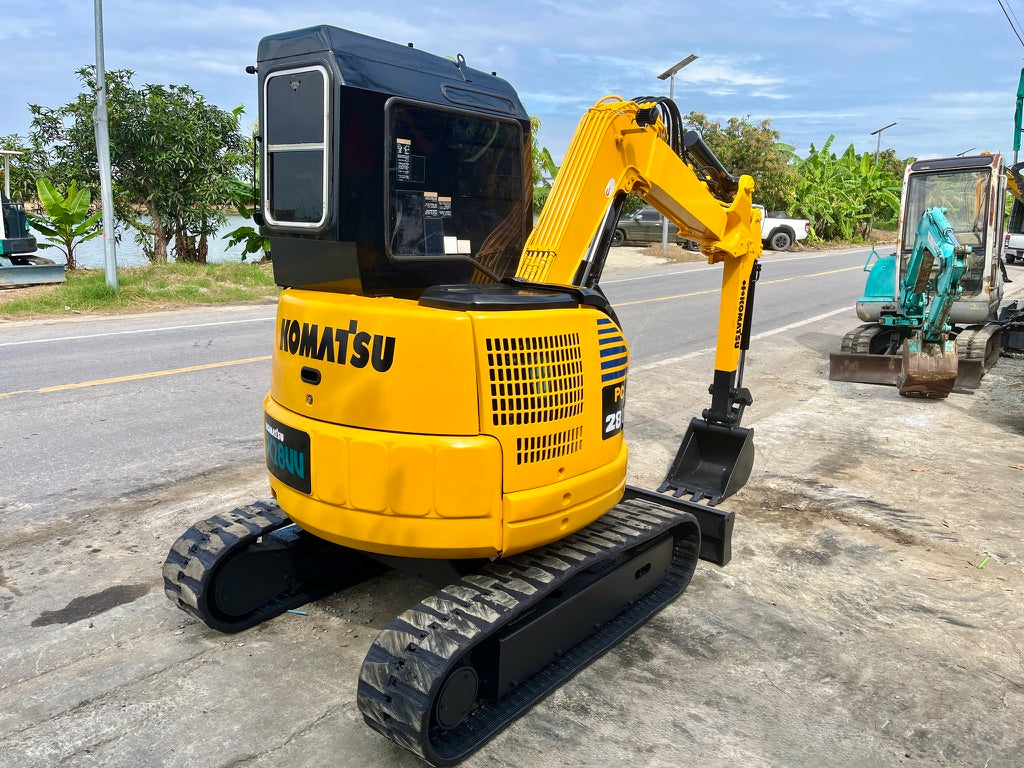 Komatsu PC28UU-2E