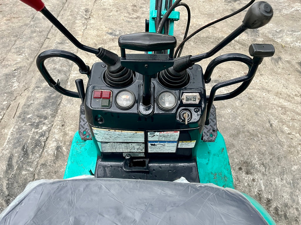 Kobelco SK007