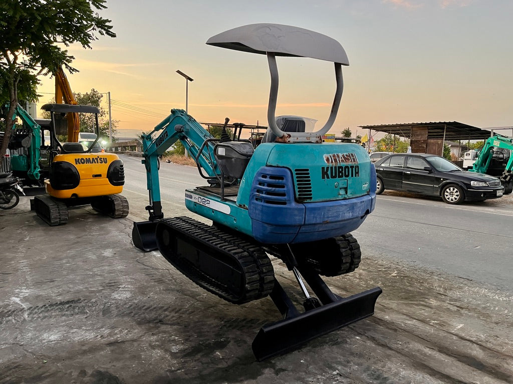 Kubota K-022