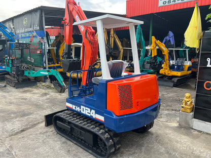 Kubota KH-024
