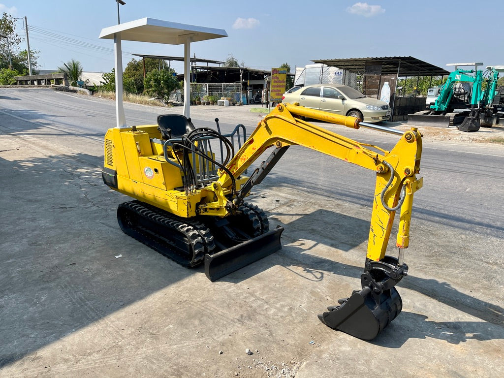 Kubota KH-012