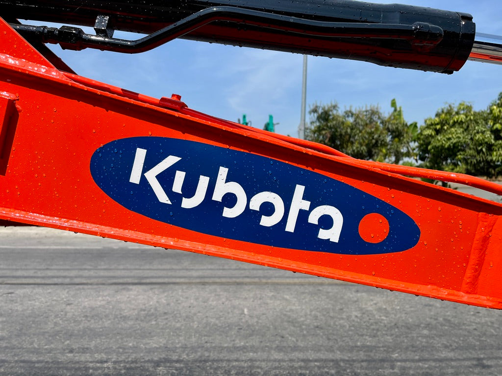 Kubota K-022
