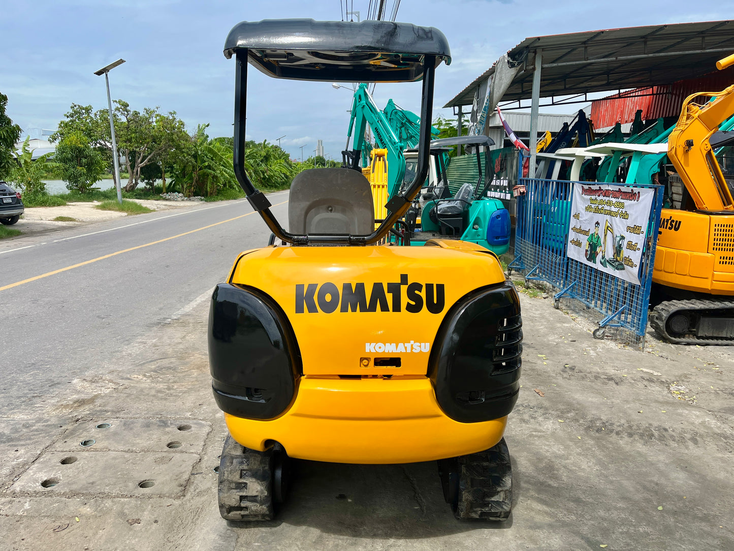 Komatsu PC20R-8