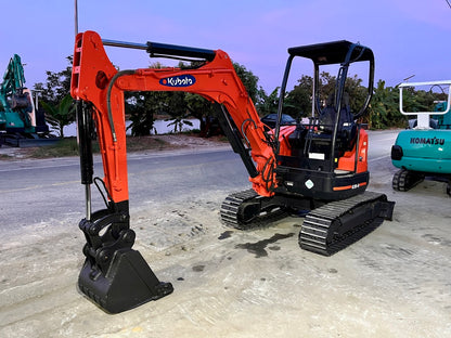 Kubota U30-5