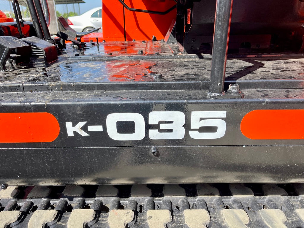 Kubota K-035