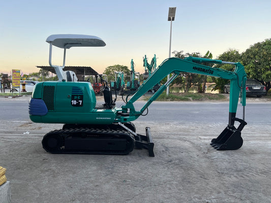 Komatsu PC10-7E