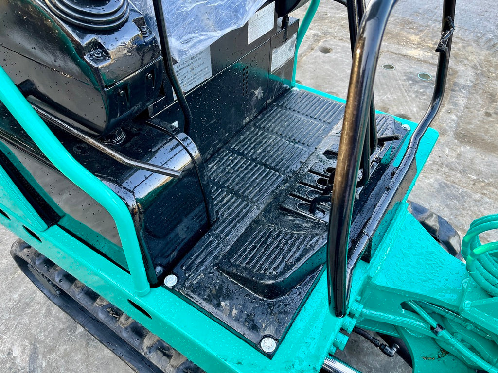 Kobelco SK015