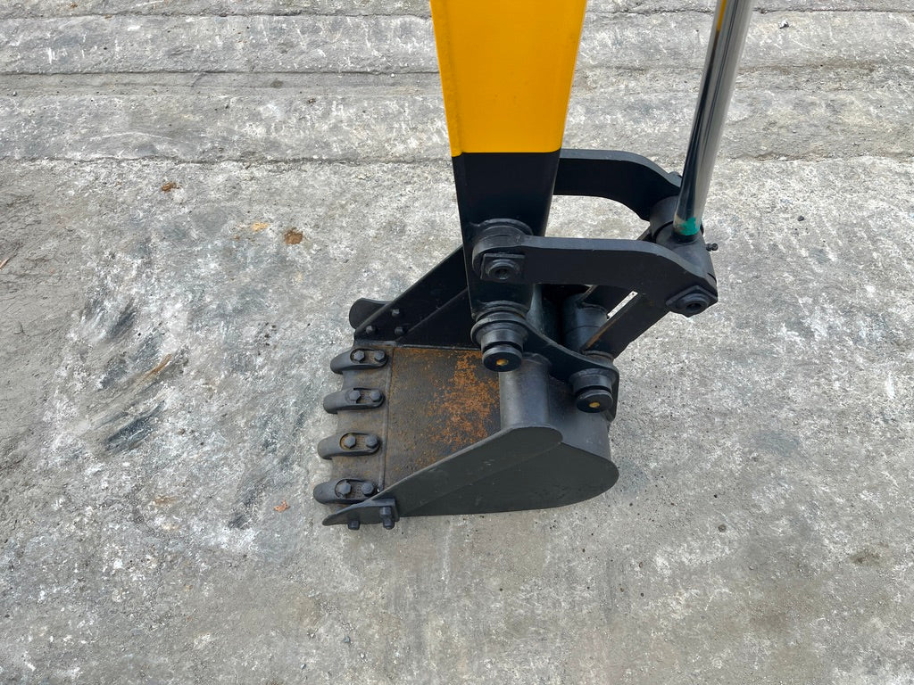 Komatsu PC20-7