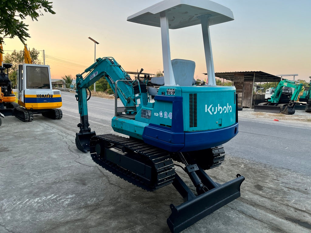 Kubota KX-024