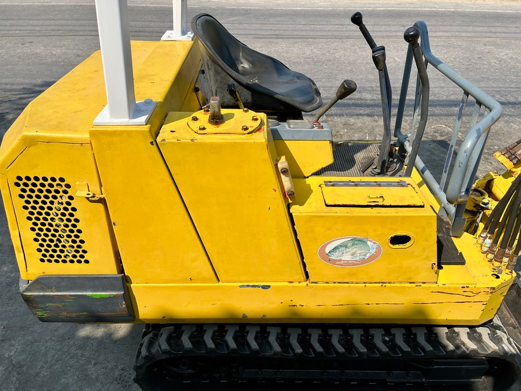 Kubota KH-012