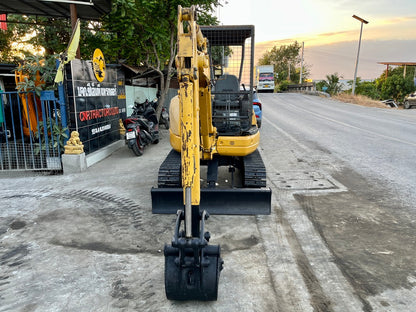 Komatsu PC30MR-1