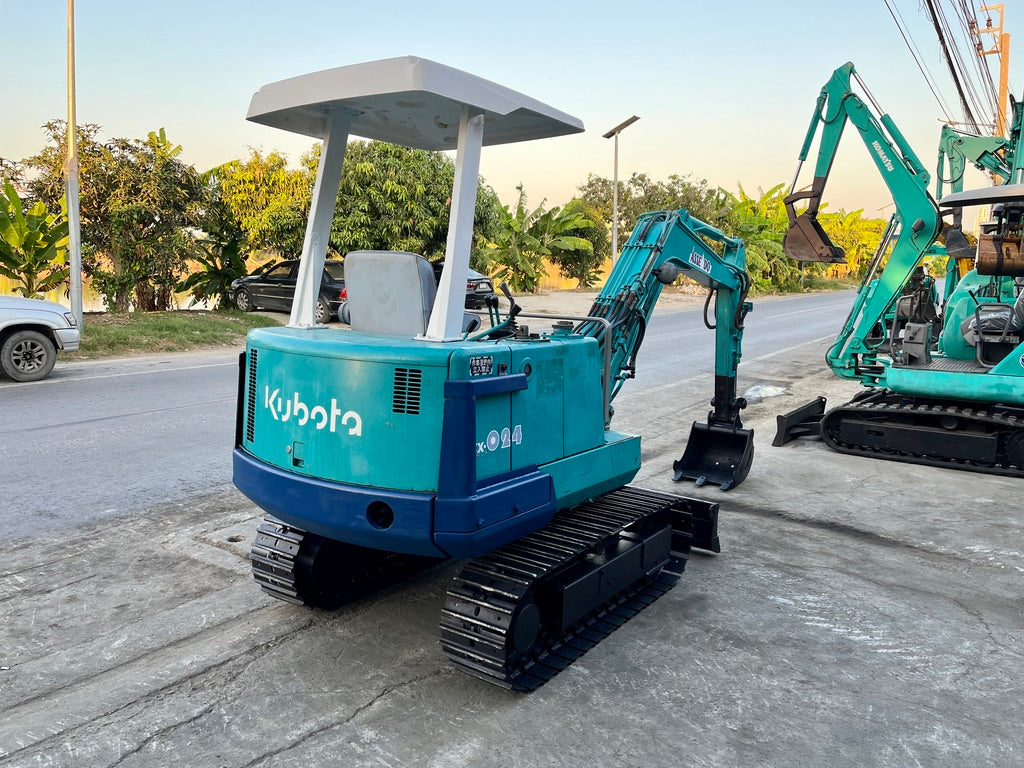 Kubota KX-024