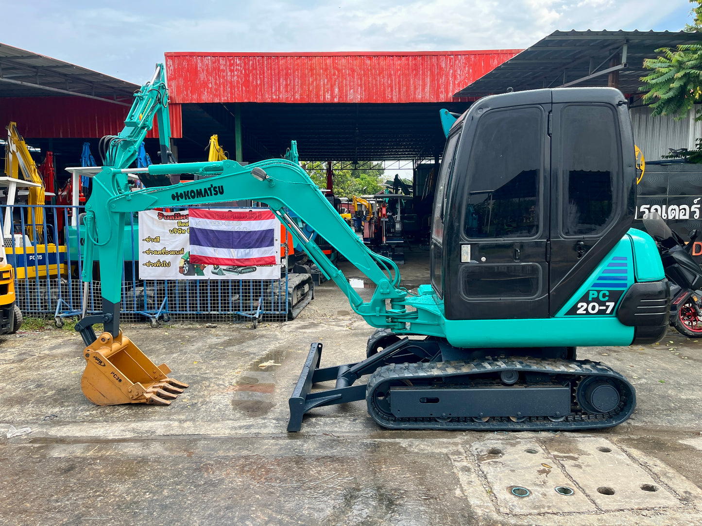 Komatsu PC20-7