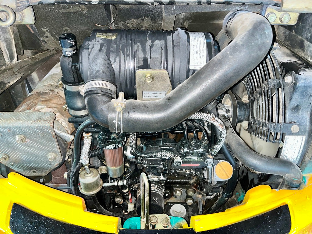 Komatsu PC27MR-1