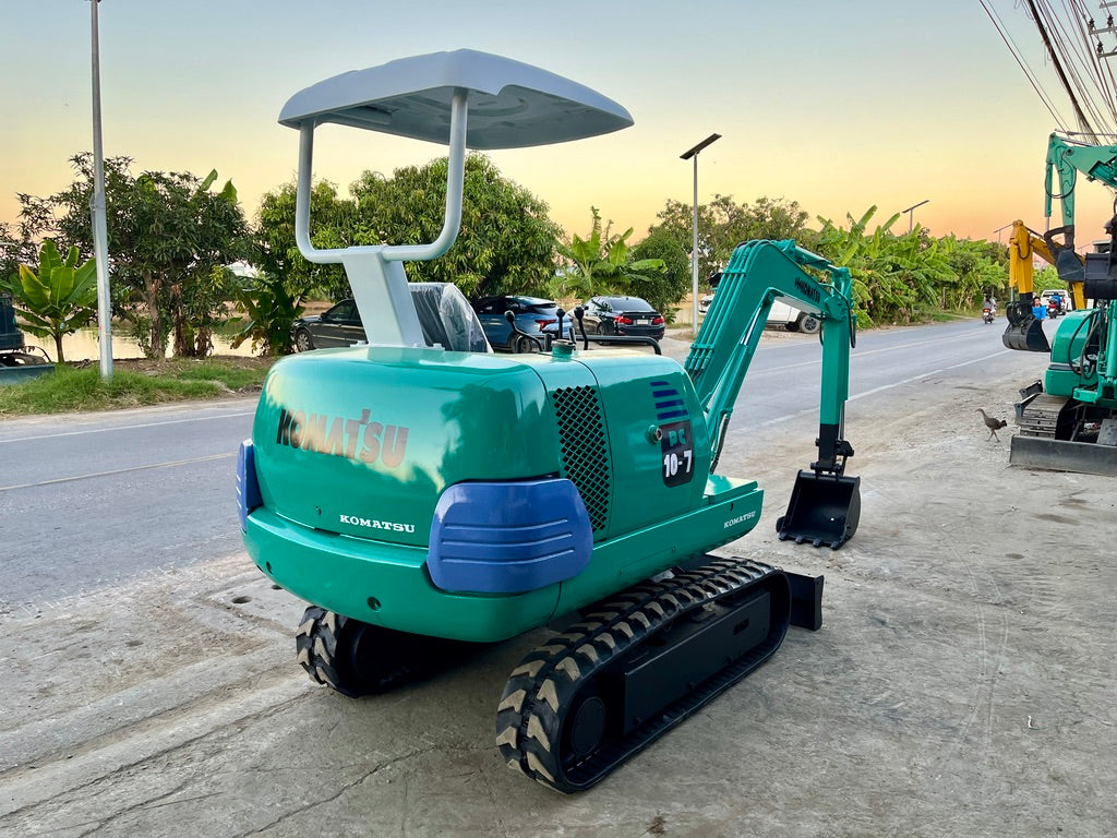 Komatsu PC10-7E