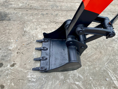 Hitachi EX33