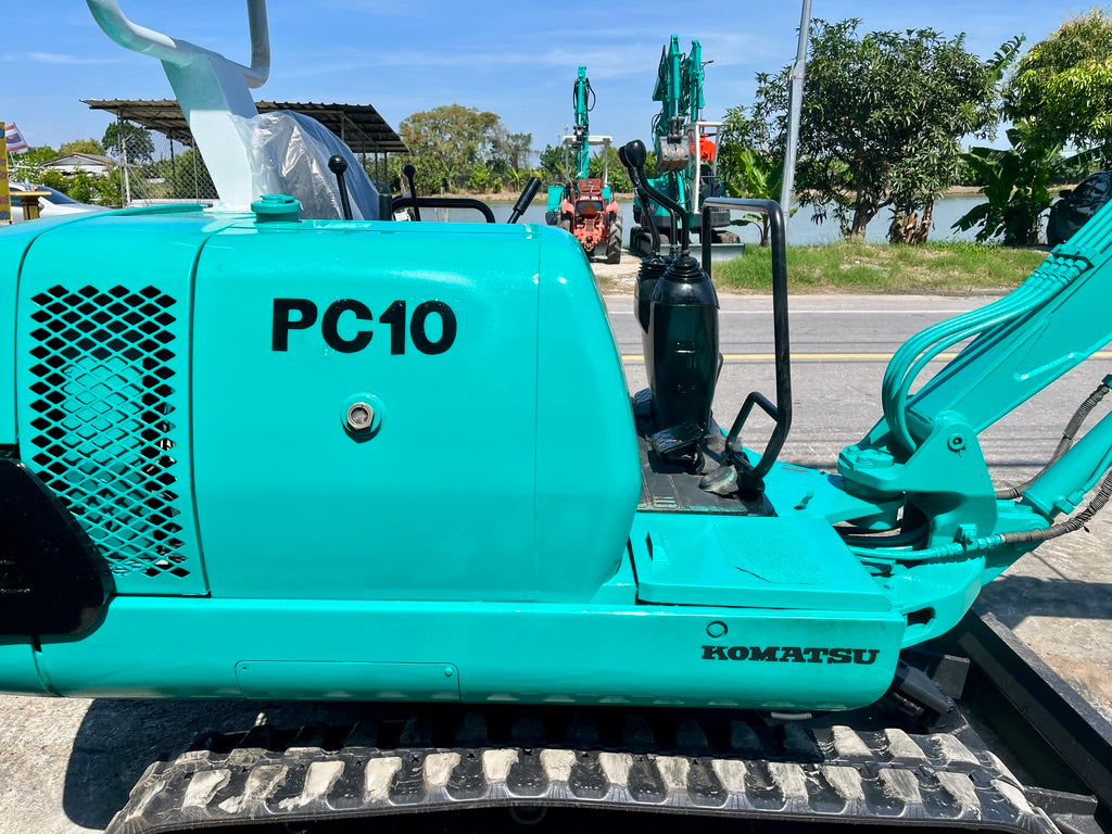 Komatsu PC10-7E